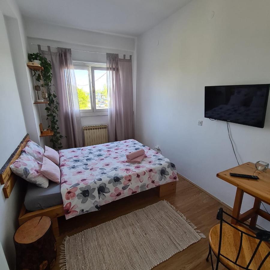 Sobe Divna Hotel Velika Mlaka Ngoại thất bức ảnh