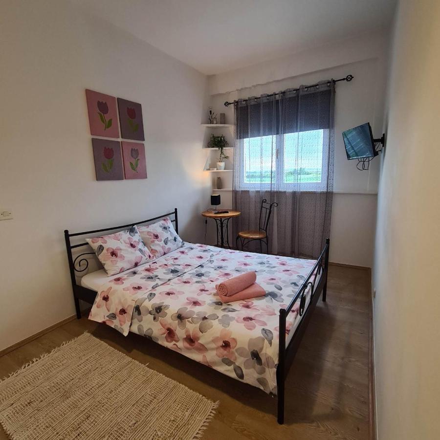 Sobe Divna Hotel Velika Mlaka Ngoại thất bức ảnh